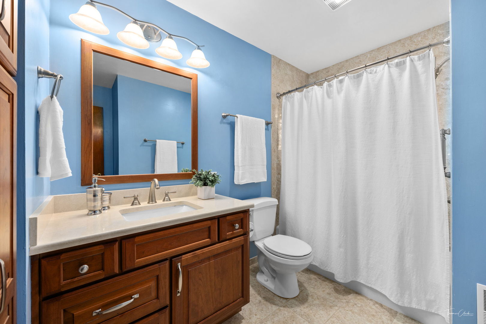 327 Otis Avenue Property Photo 17