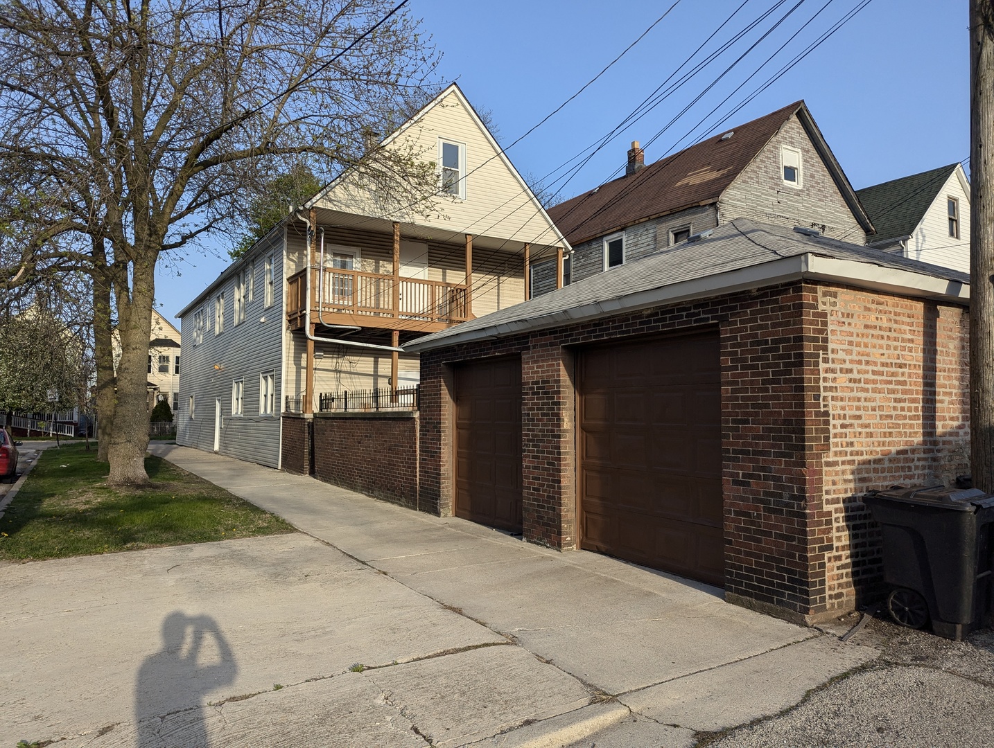 8344 S Brandon Avenue Property Photo 2