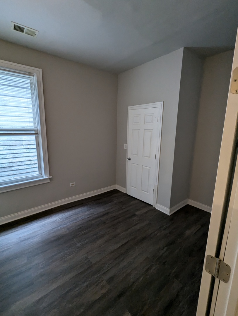 8344 S Brandon Avenue Property Photo 7