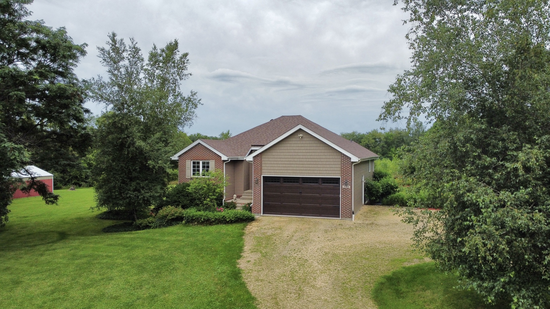 7188 Edwardsville Road Property Photo