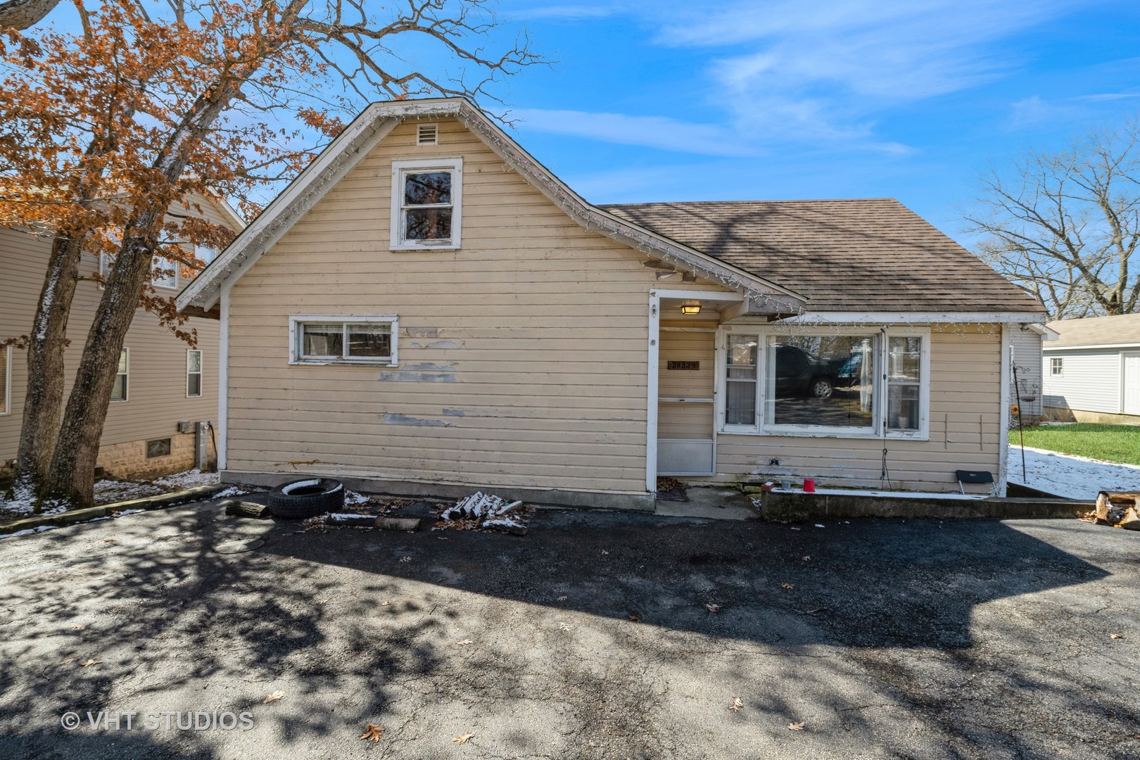 28529 W Treetop Road Property Photo