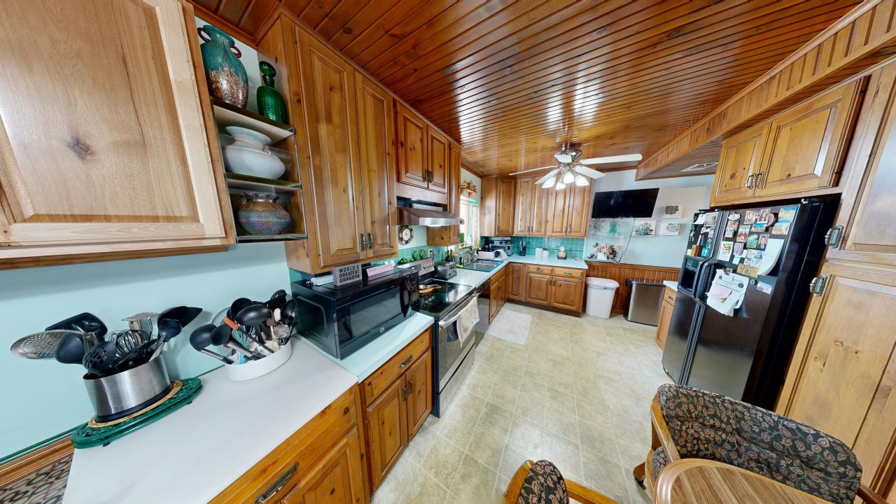 21706 E Lincoln Highway Property Photo 24