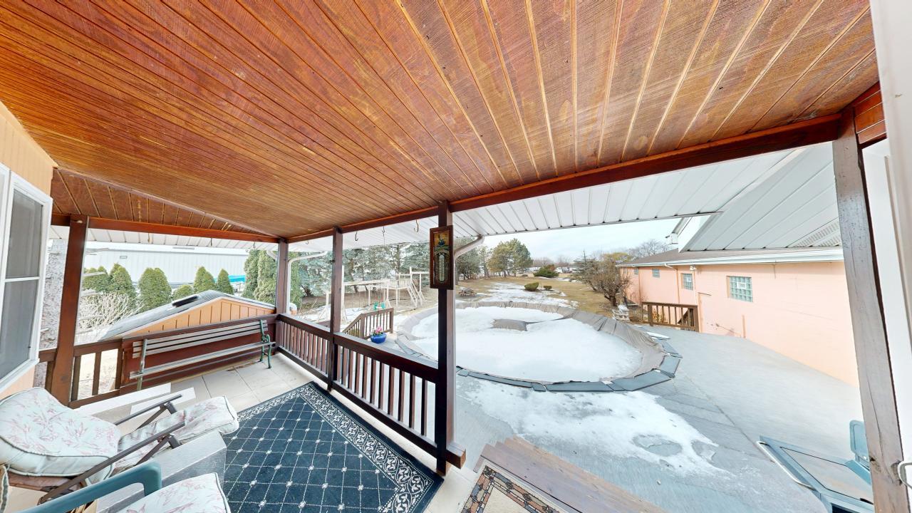 21706 E Lincoln Highway Property Photo 31