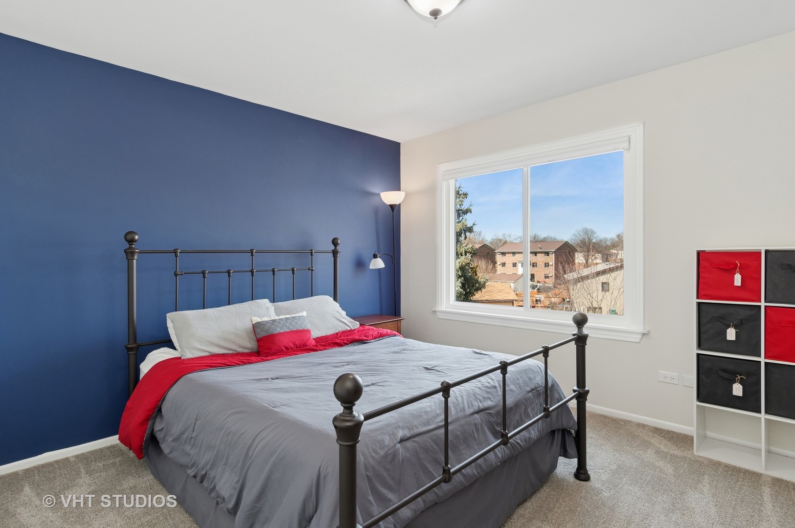 560 Whitehall Way Property Photo 15