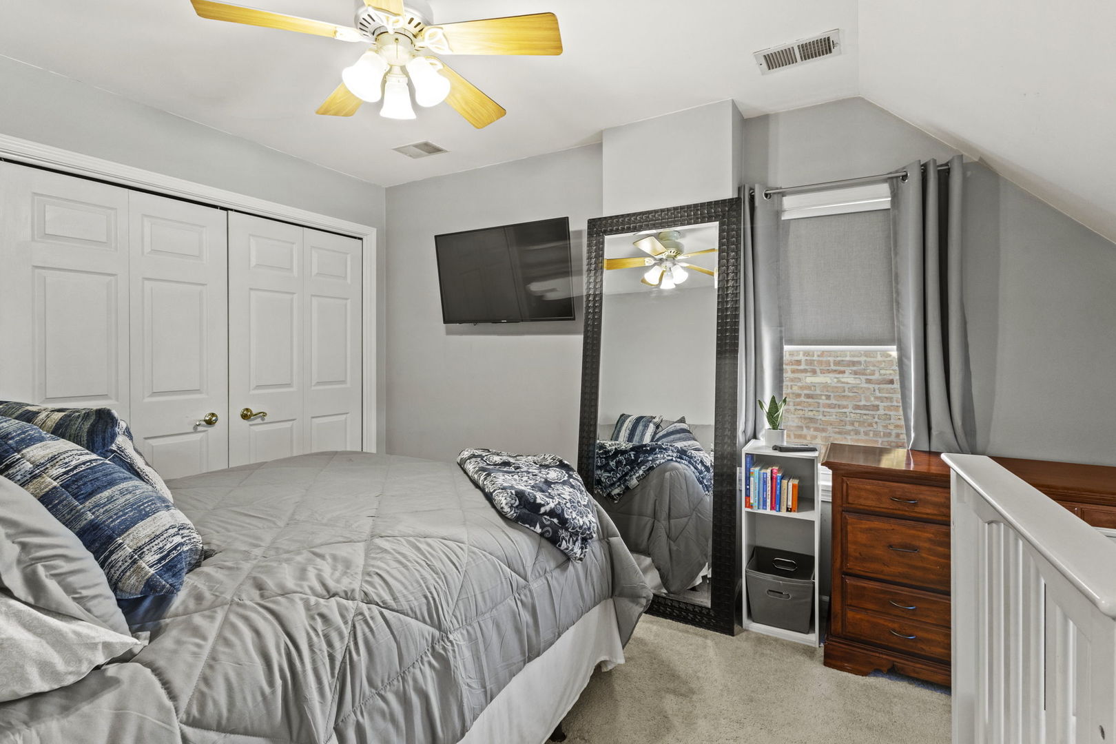 3542 N Overhill Avenue Property Photo 15