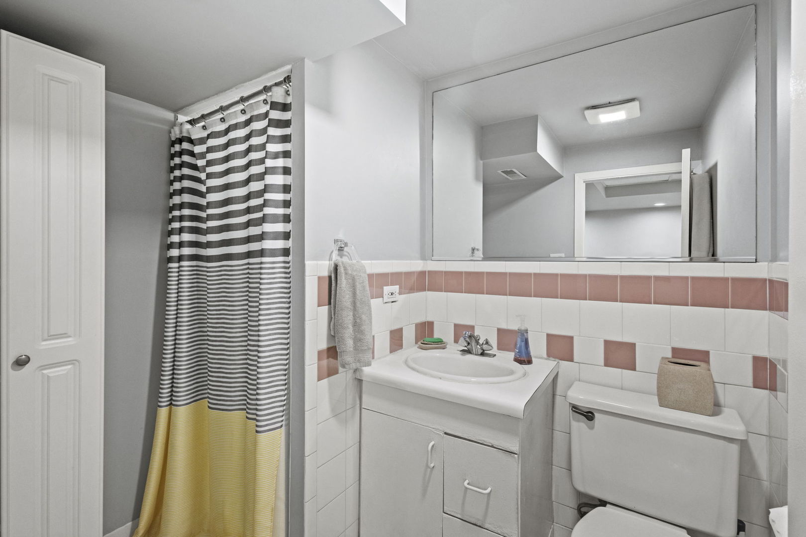 3542 N Overhill Avenue Property Photo 23