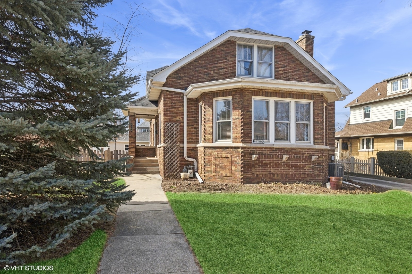 Lyons Twp High School Real Estate Listings Main Image
