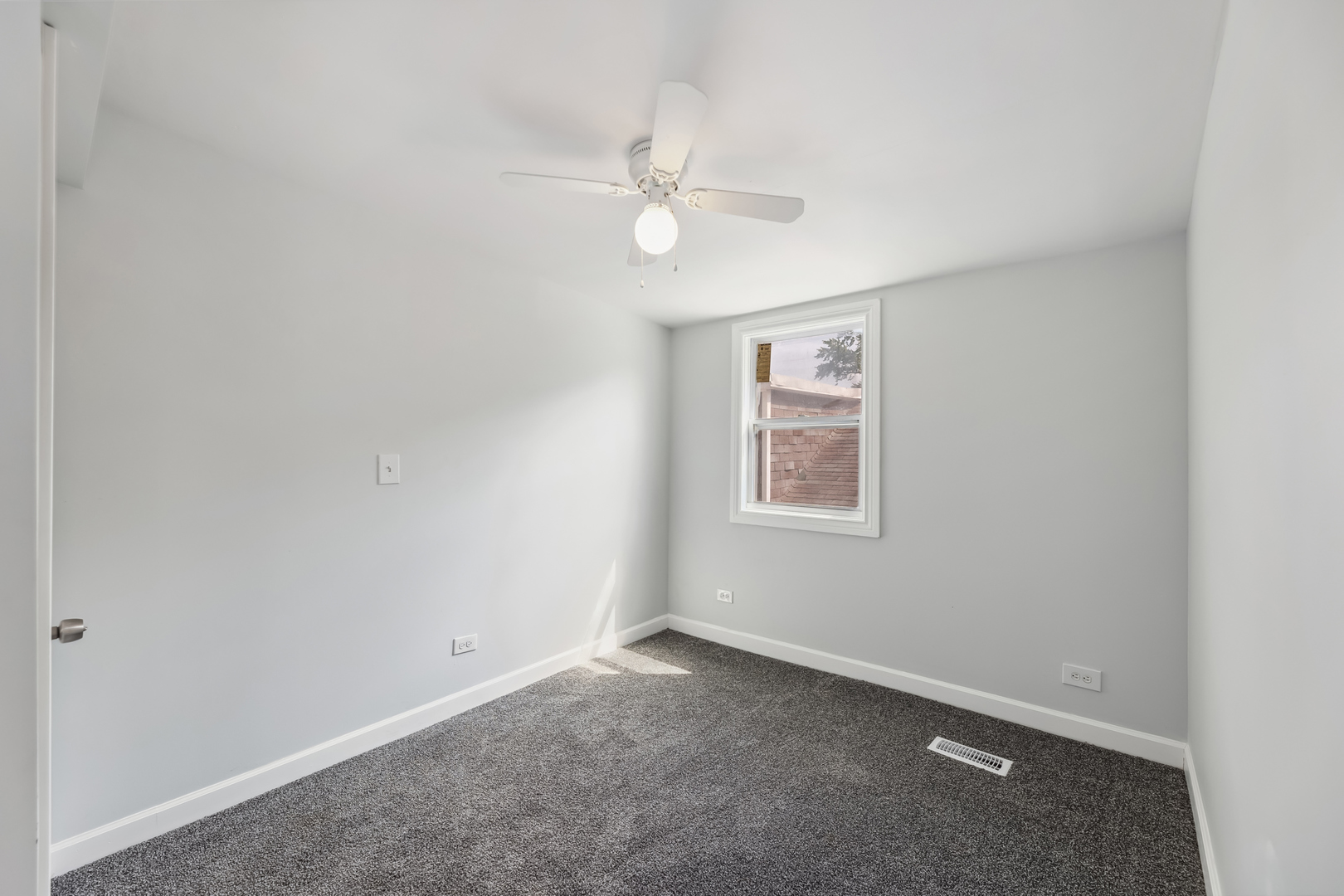 7935 S Kimbark Avenue Property Photo 34
