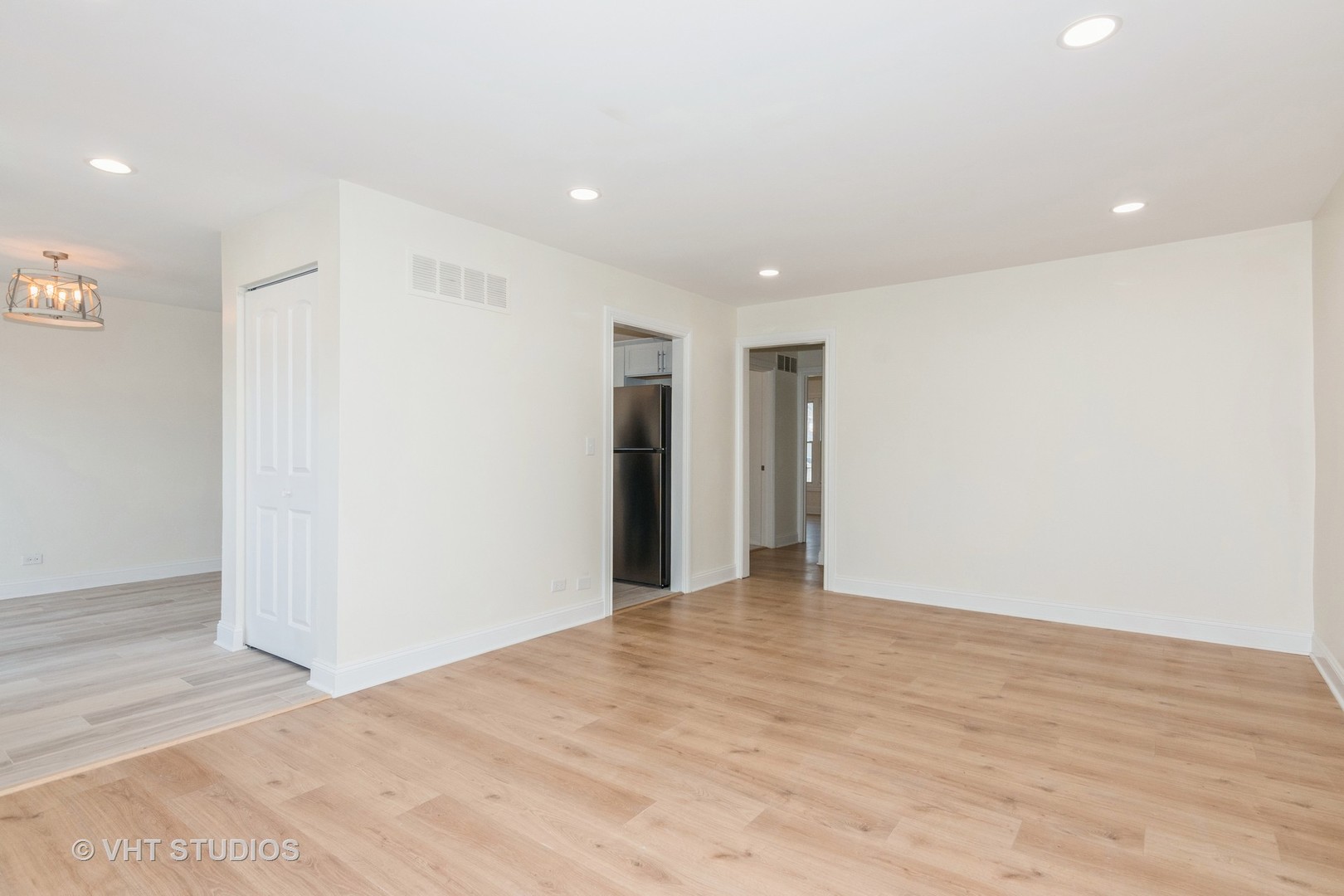 319 Colony Green Drive Property Photo 4