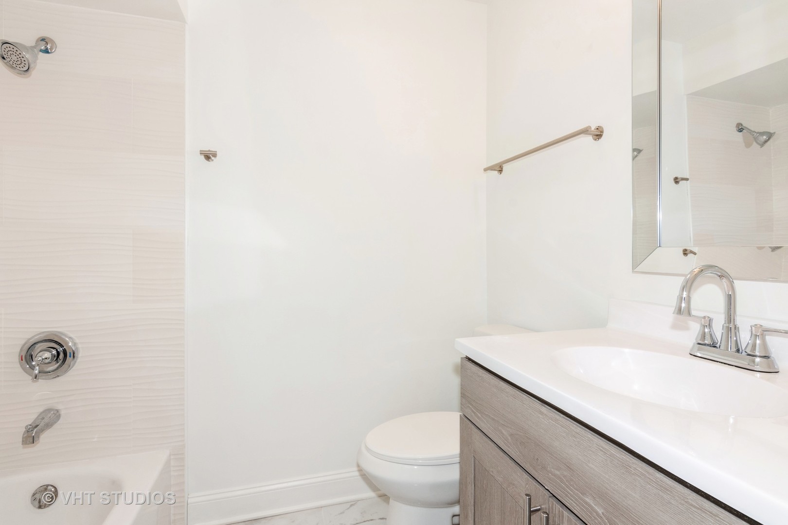 319 Colony Green Drive Property Photo 11