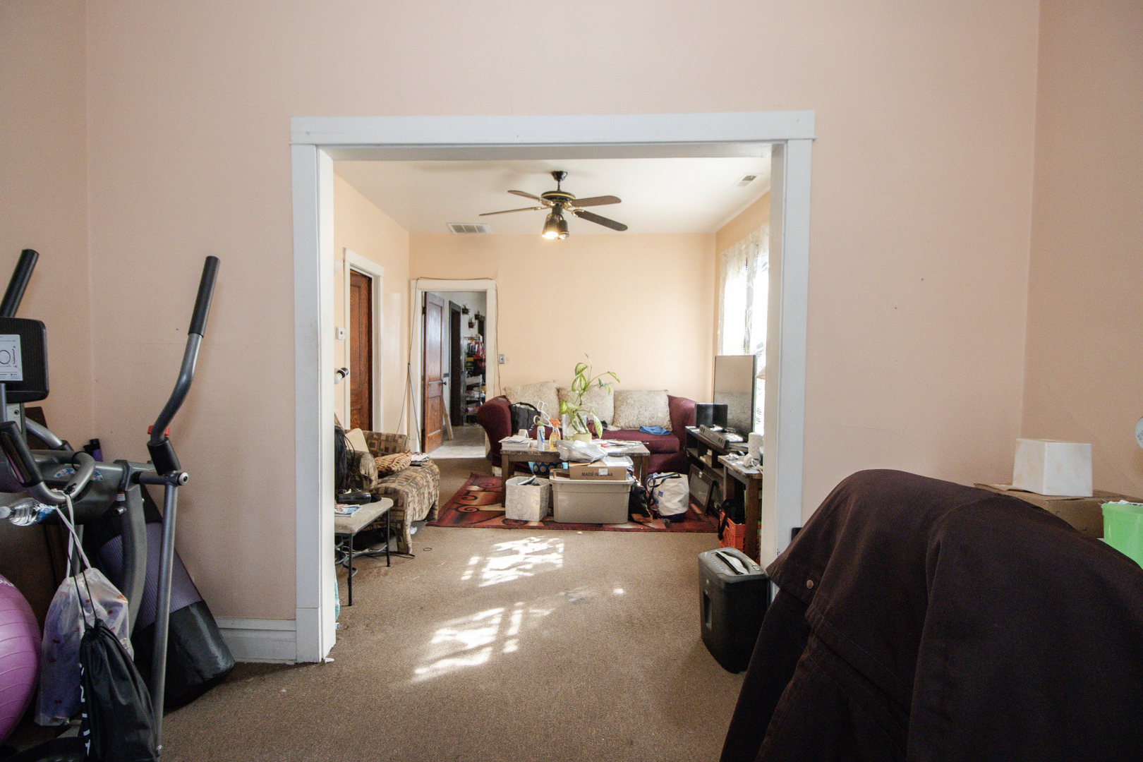 8645 S Essex Avenue Property Photo 8