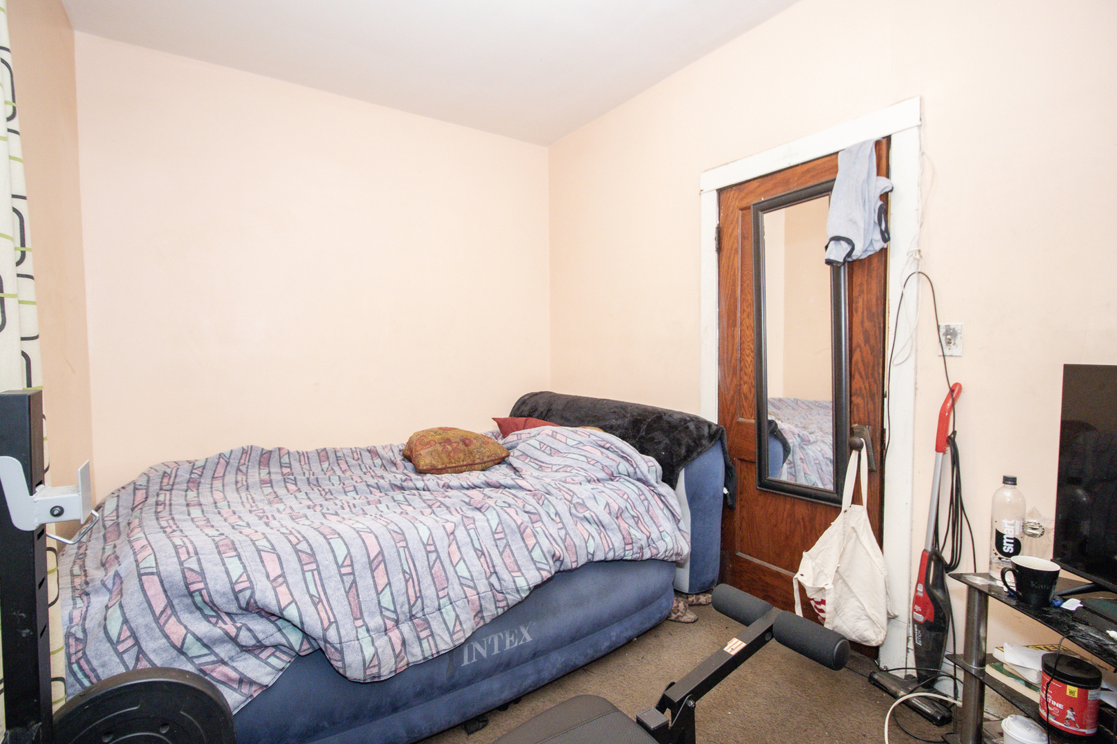 8645 S Essex Avenue Property Photo 13