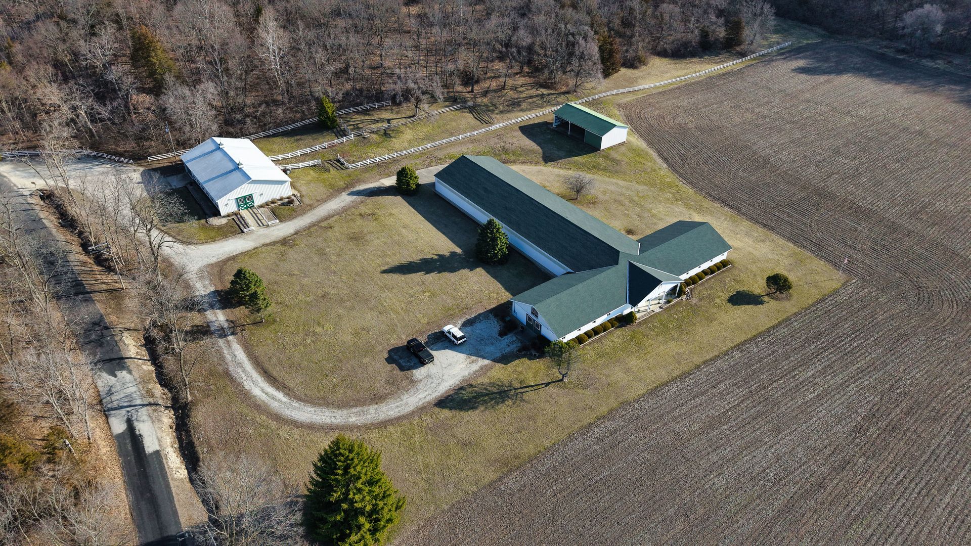 221 W Singing Woods Road Property Photo