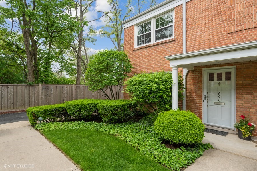606 Lincoln Avenue Property Photo