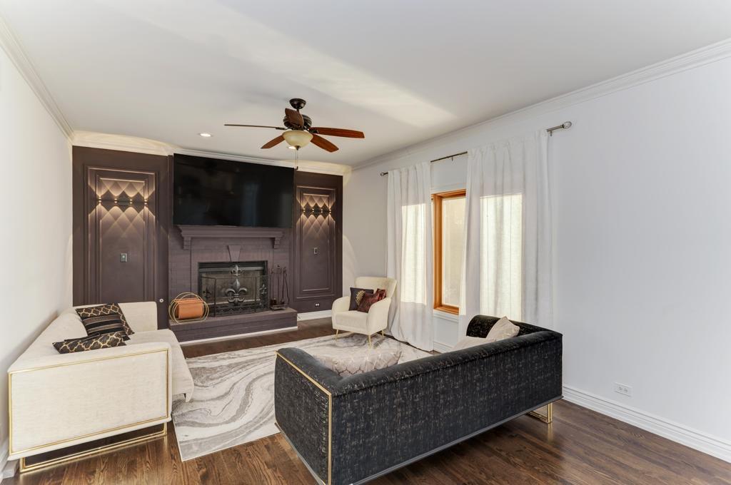 1300 Tunbridge Trail Property Photo 17