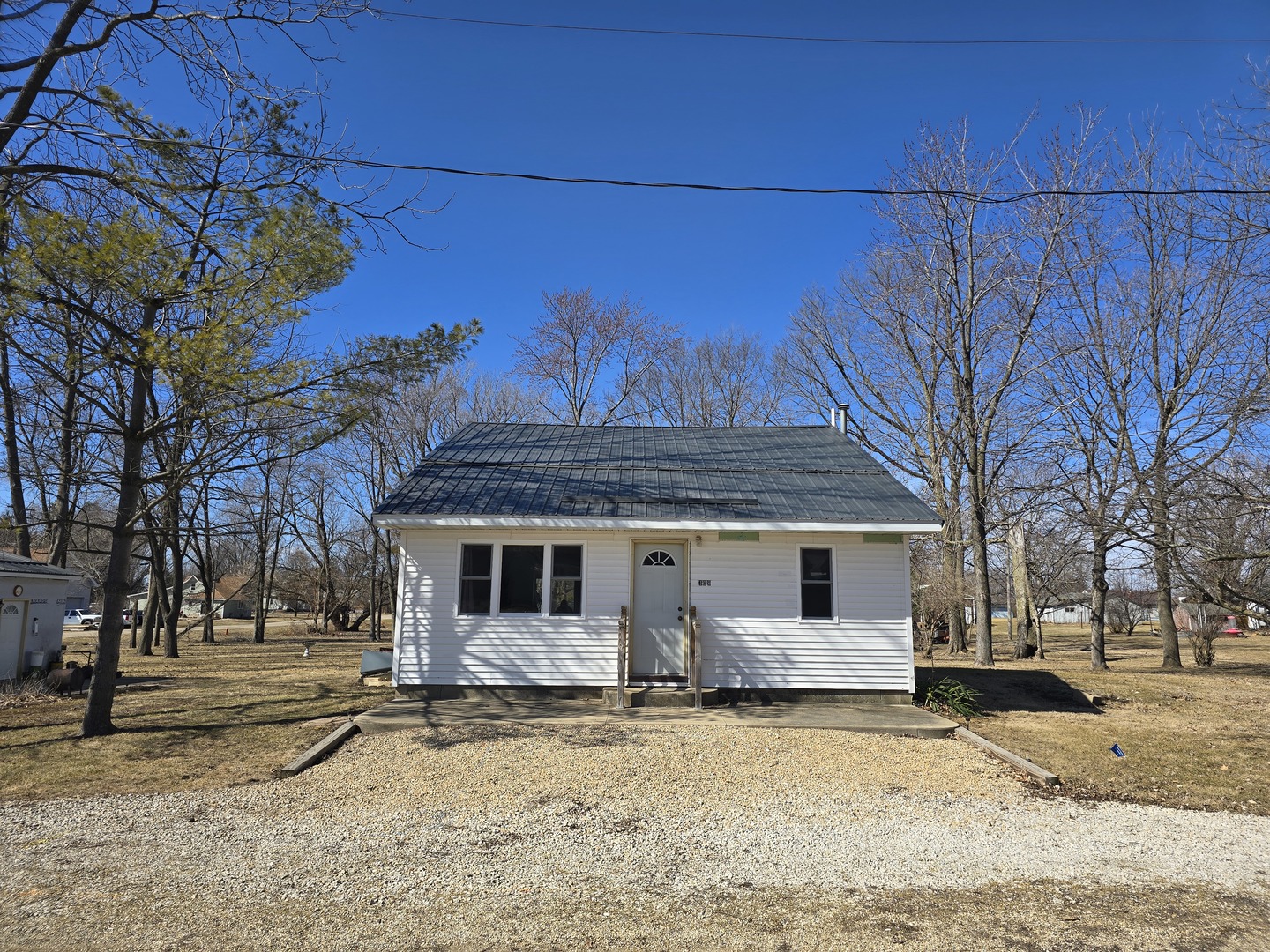108 S Bloomington Street Property Photo