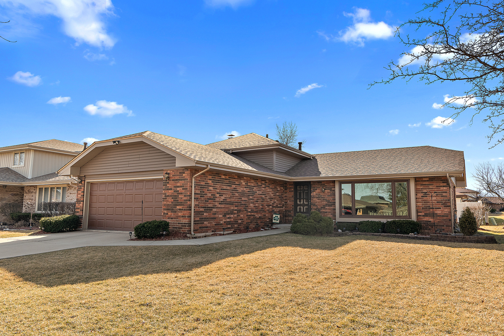 15706 La Paz Court Property Photo 1