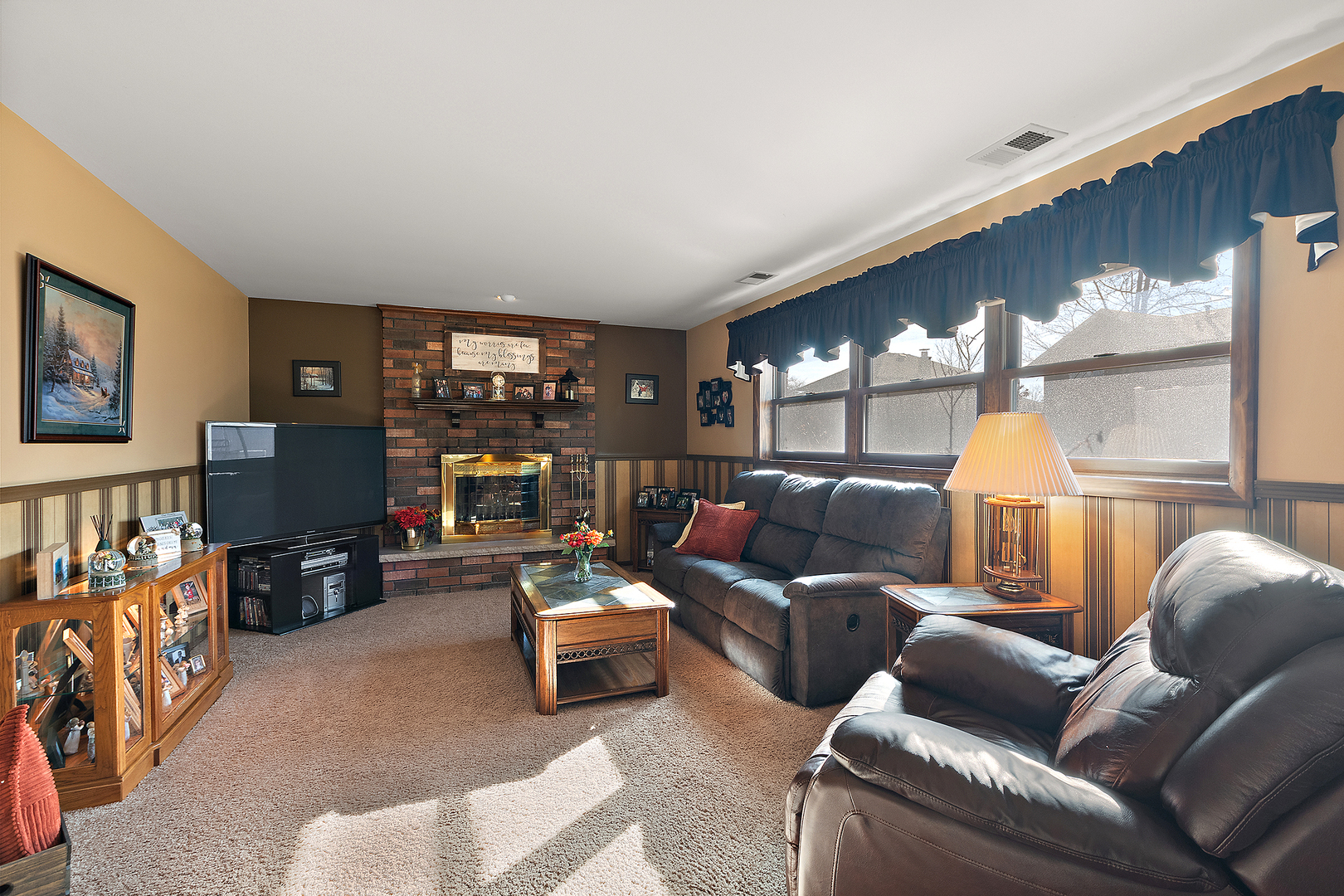 15706 La Paz Court Property Photo 9