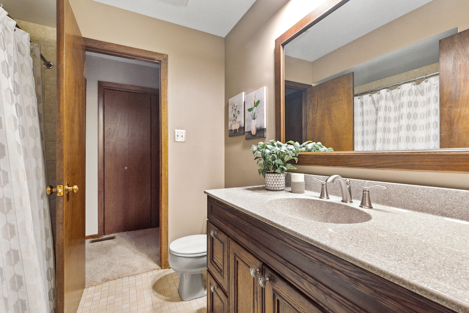 15706 La Paz Court Property Photo 15