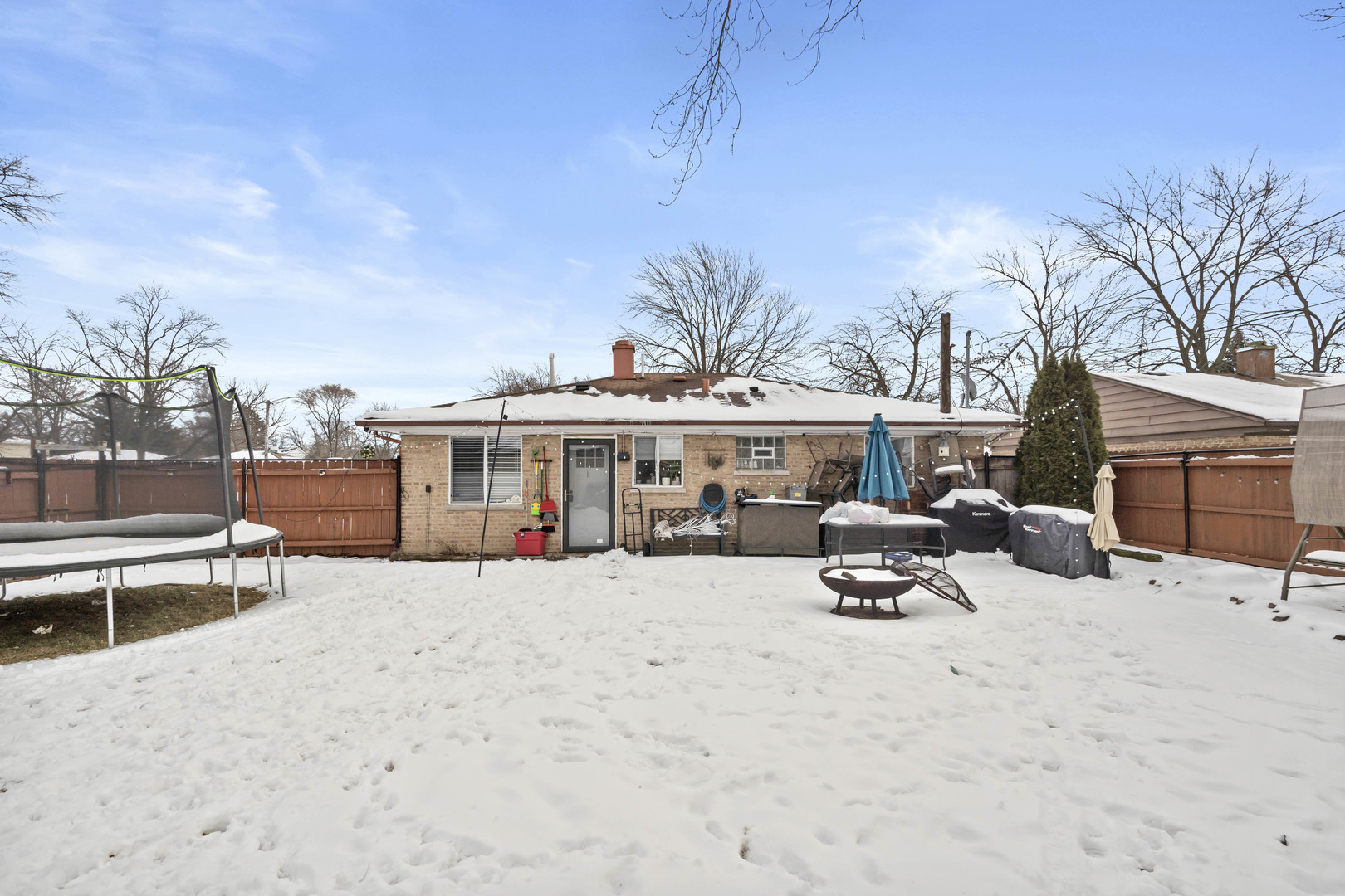 17302 Walter Street Property Photo 5