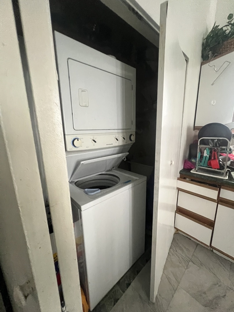 2240 S Kostner Avenue Property Photo 28