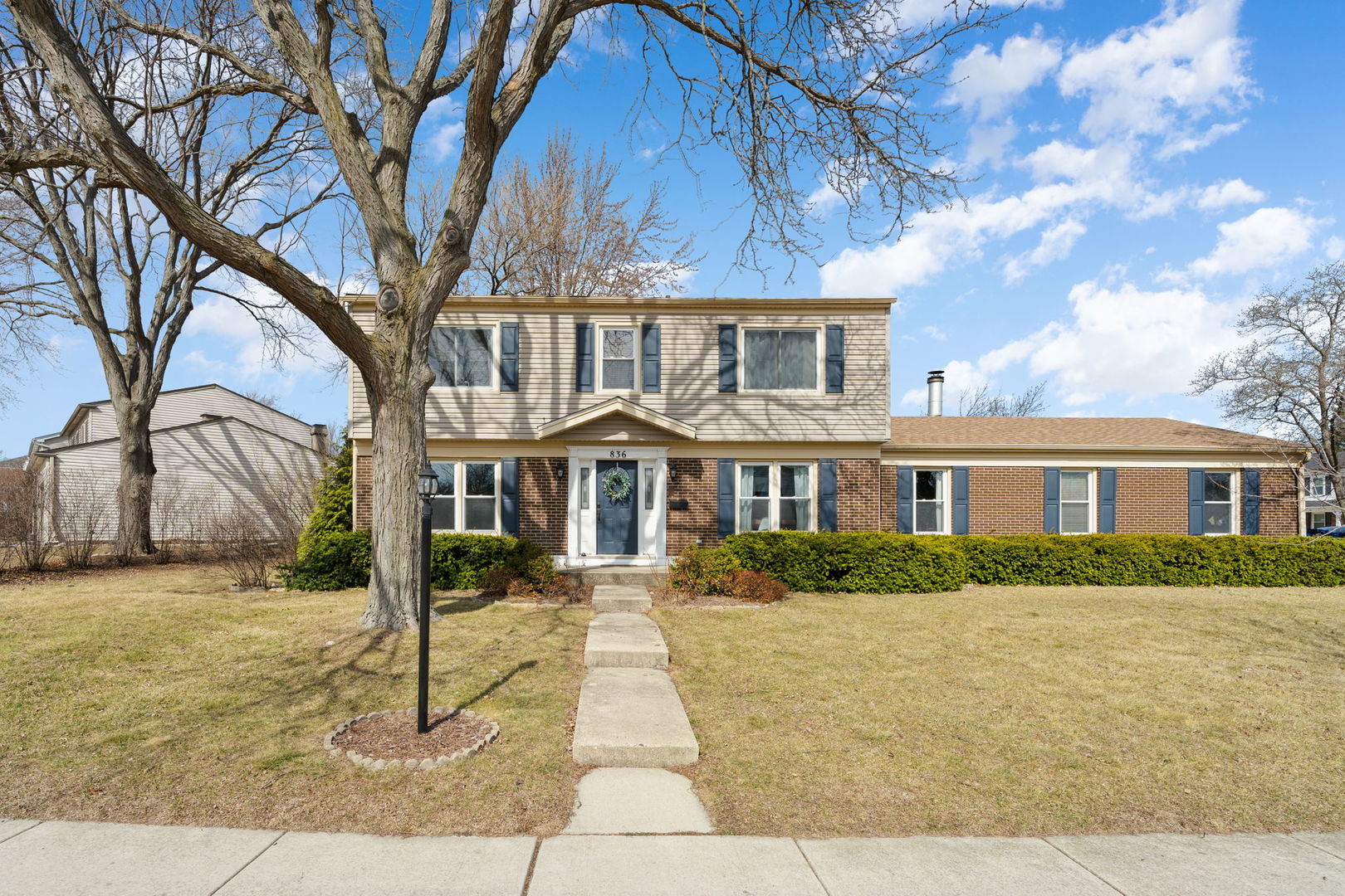 836 Knightsbridge Lane Property Photo 1