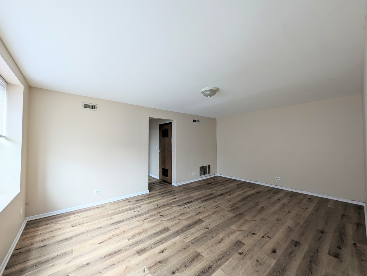 341 S Trumbull Avenue Property Photo 7