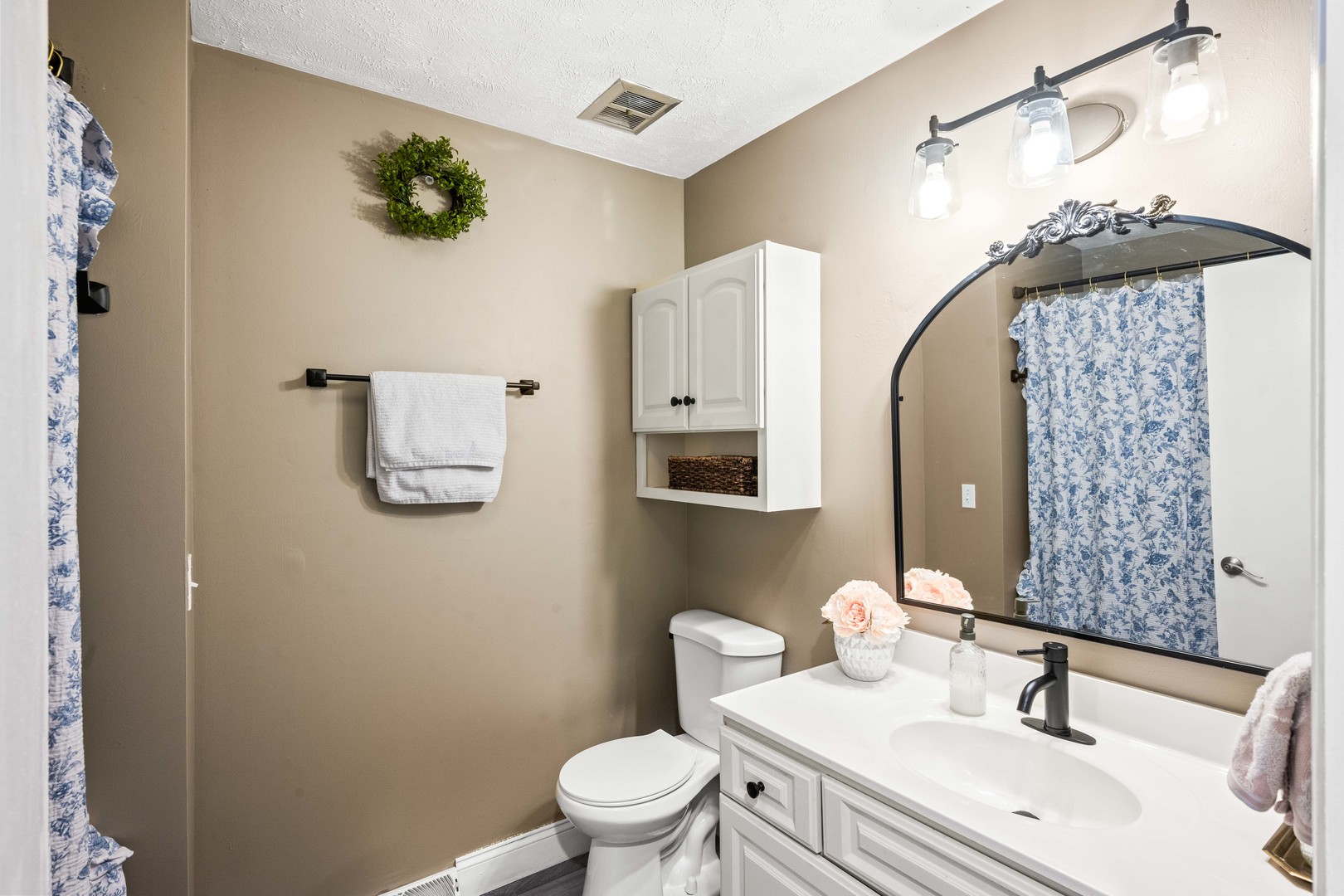 1300 Schroeder Drive Property Photo 38