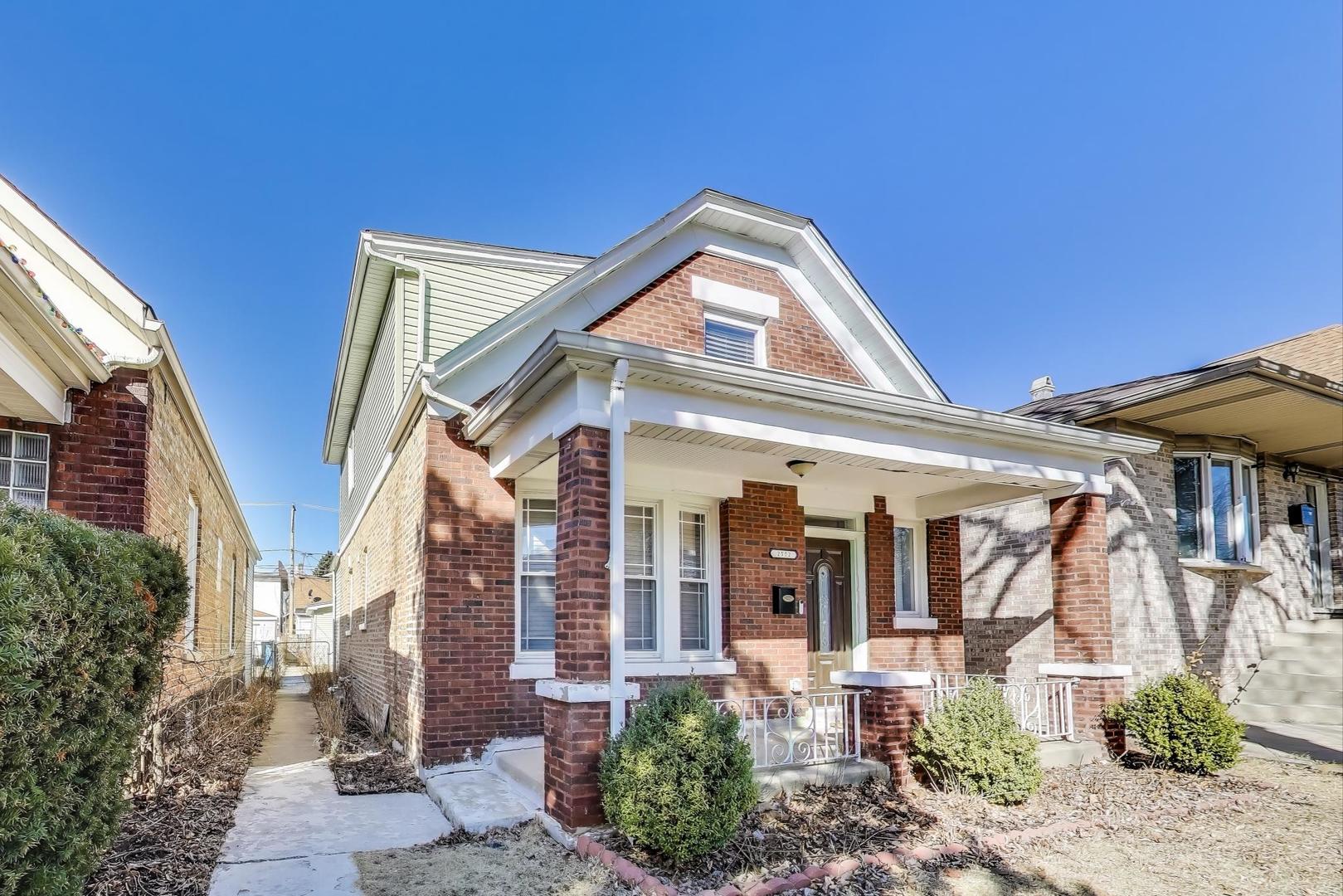 2332 Cuyler Avenue Property Photo