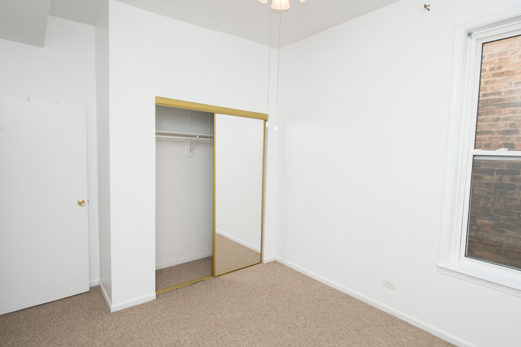 3625 W Wrightwood Avenue Property Photo 19