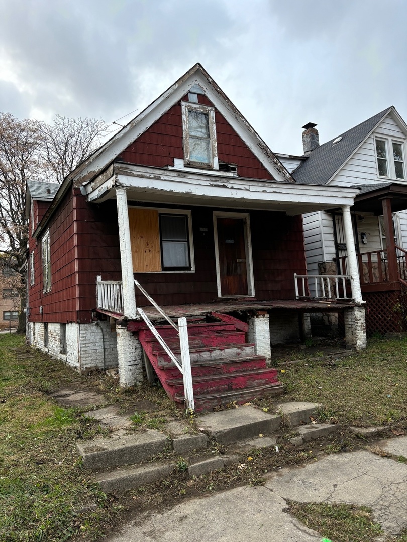 29 Real Estate Listings Main Image