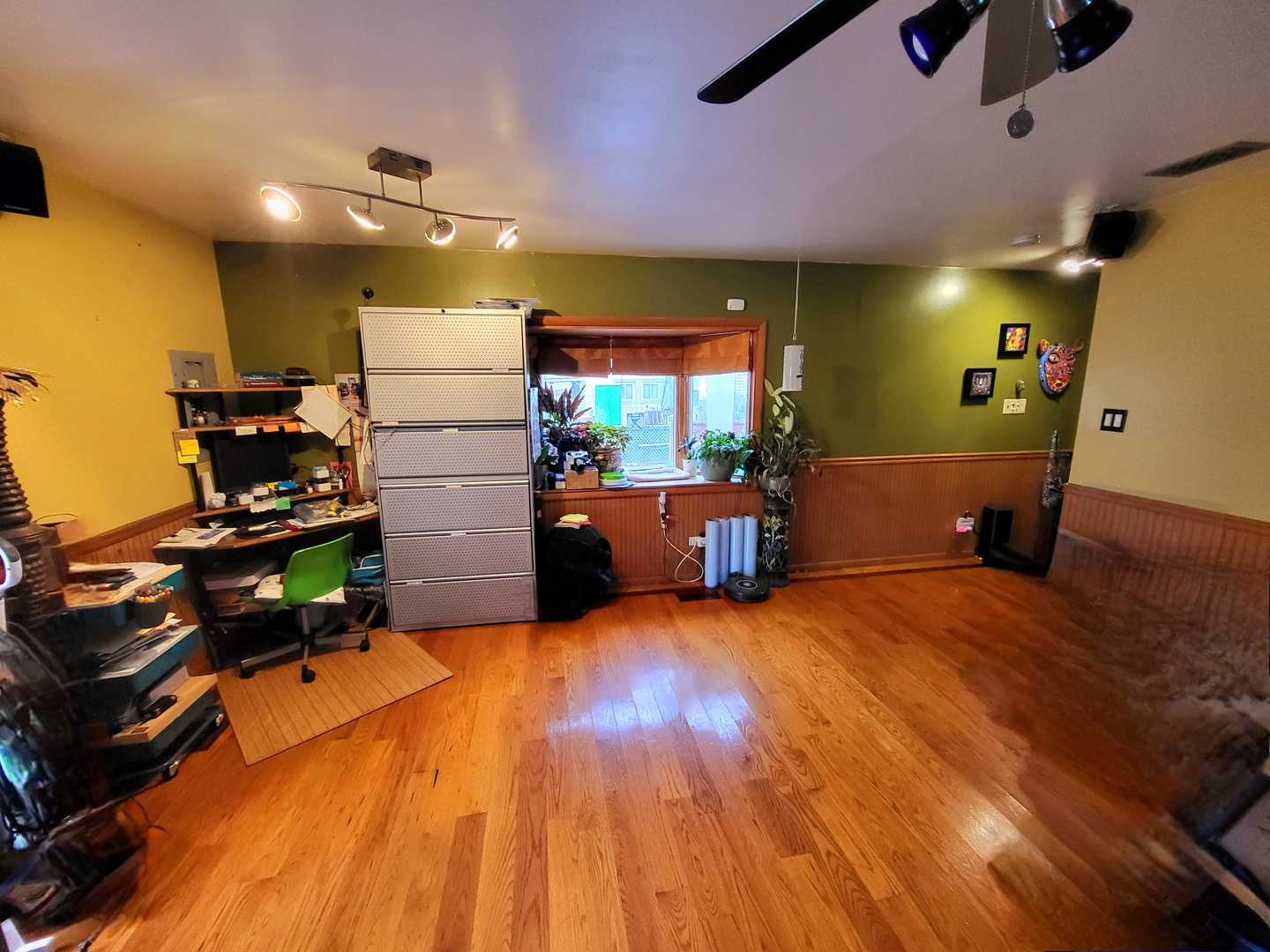 8708 45th Street Property Photo 11
