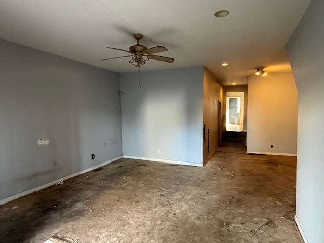 8370 S Baker Avenue Property Photo 4
