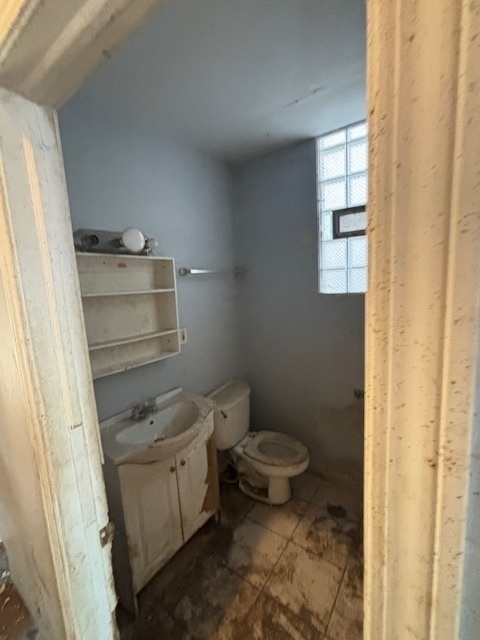 8370 S Baker Avenue Property Photo 8