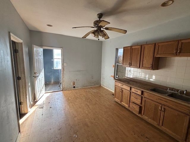 8370 S Baker Avenue Property Photo 10