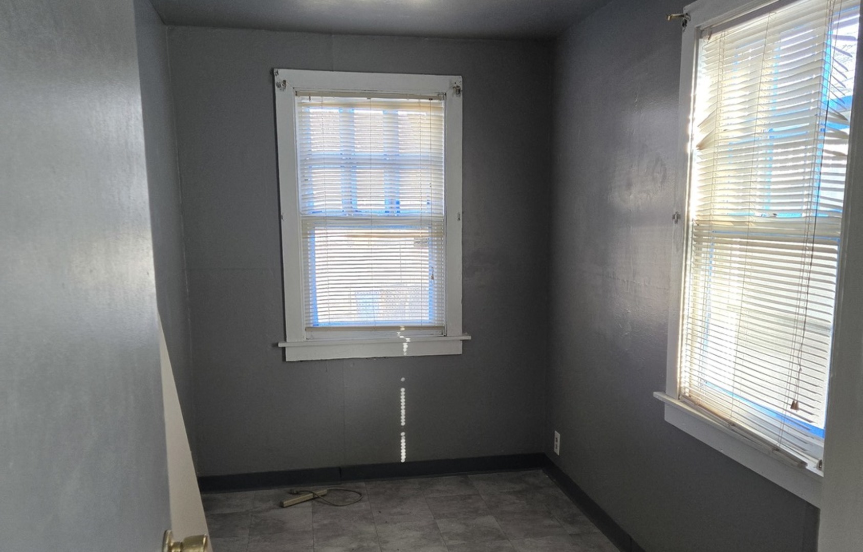 11733 S Stewart Avenue Property Photo 3