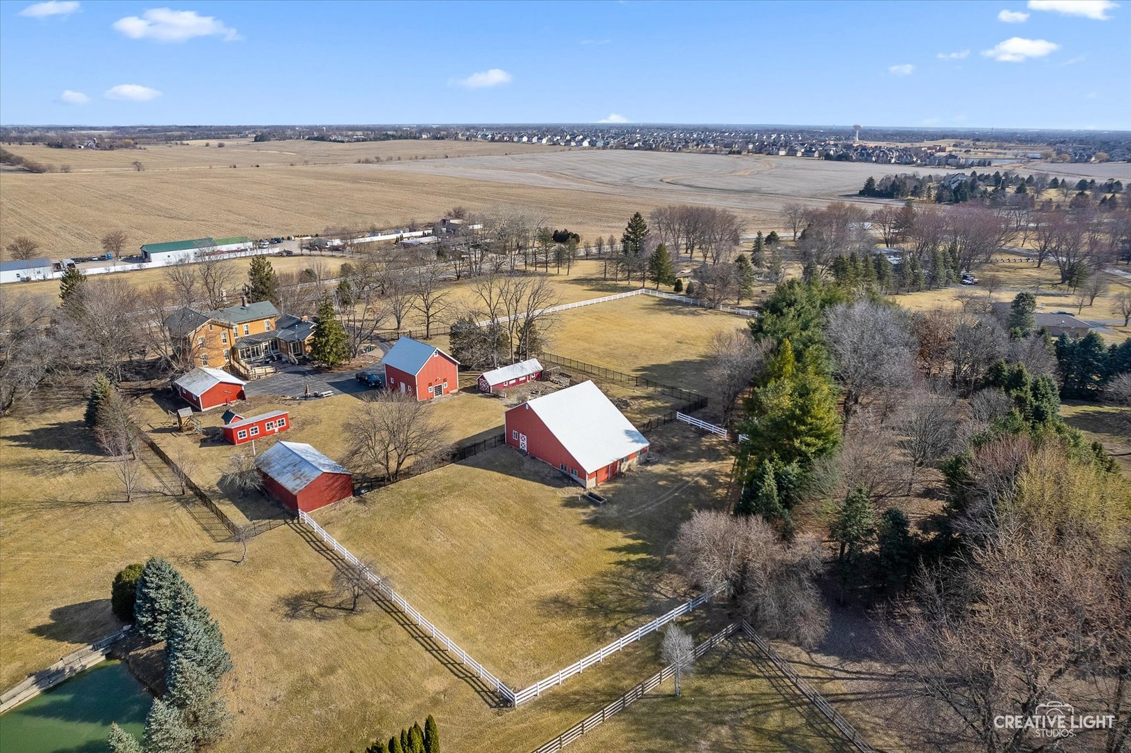 1542 Plainfield Road Property Photo 2