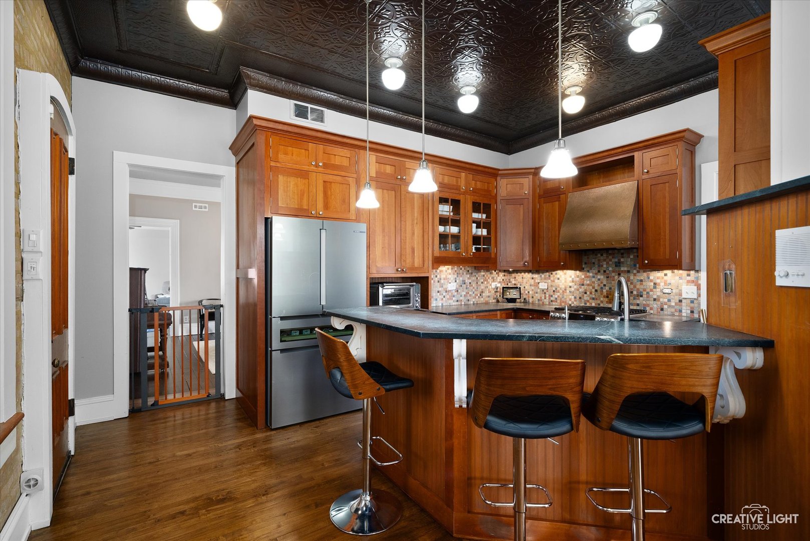 1542 Plainfield Road Property Photo 7