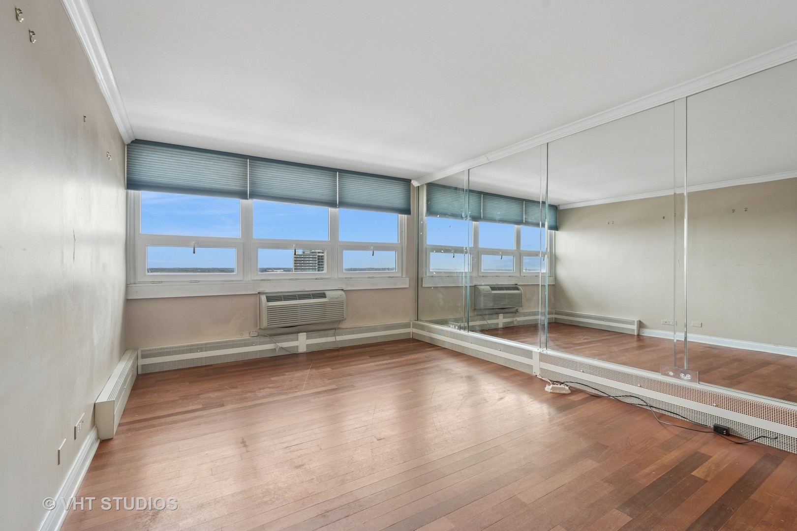 5740 N Sheridan Road 18d Property Photo 10