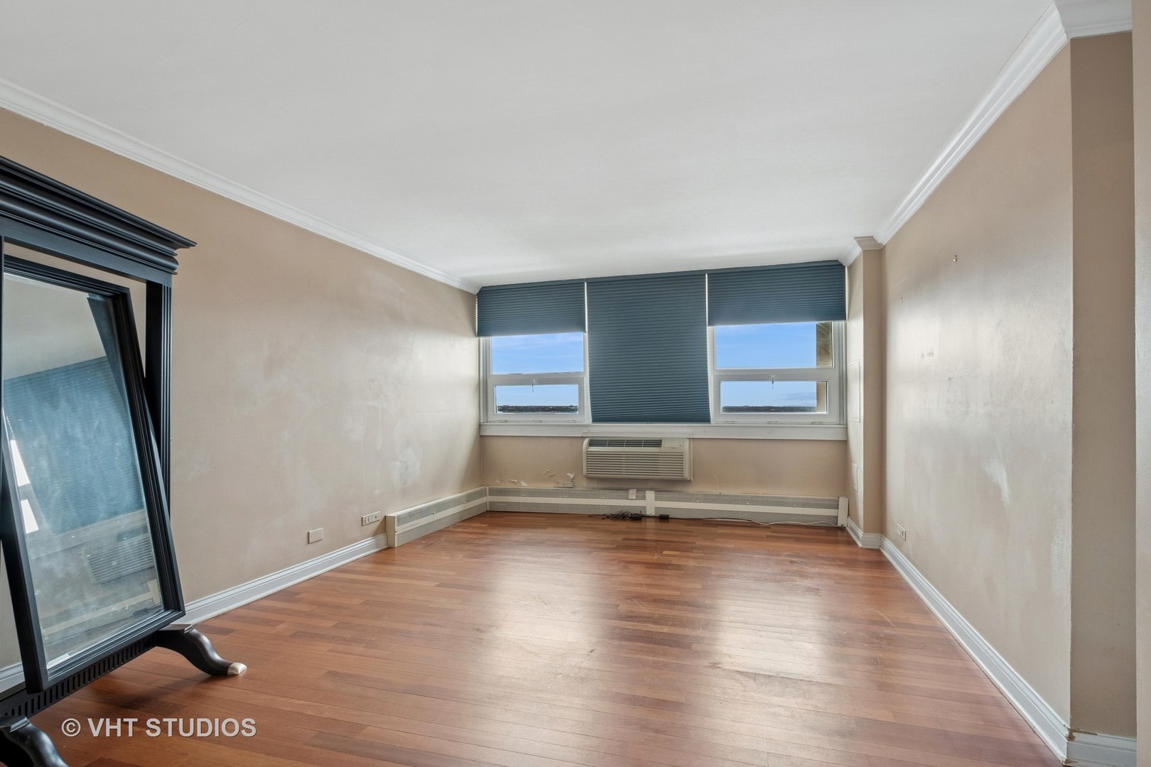 5740 N Sheridan Road 18d Property Photo 12