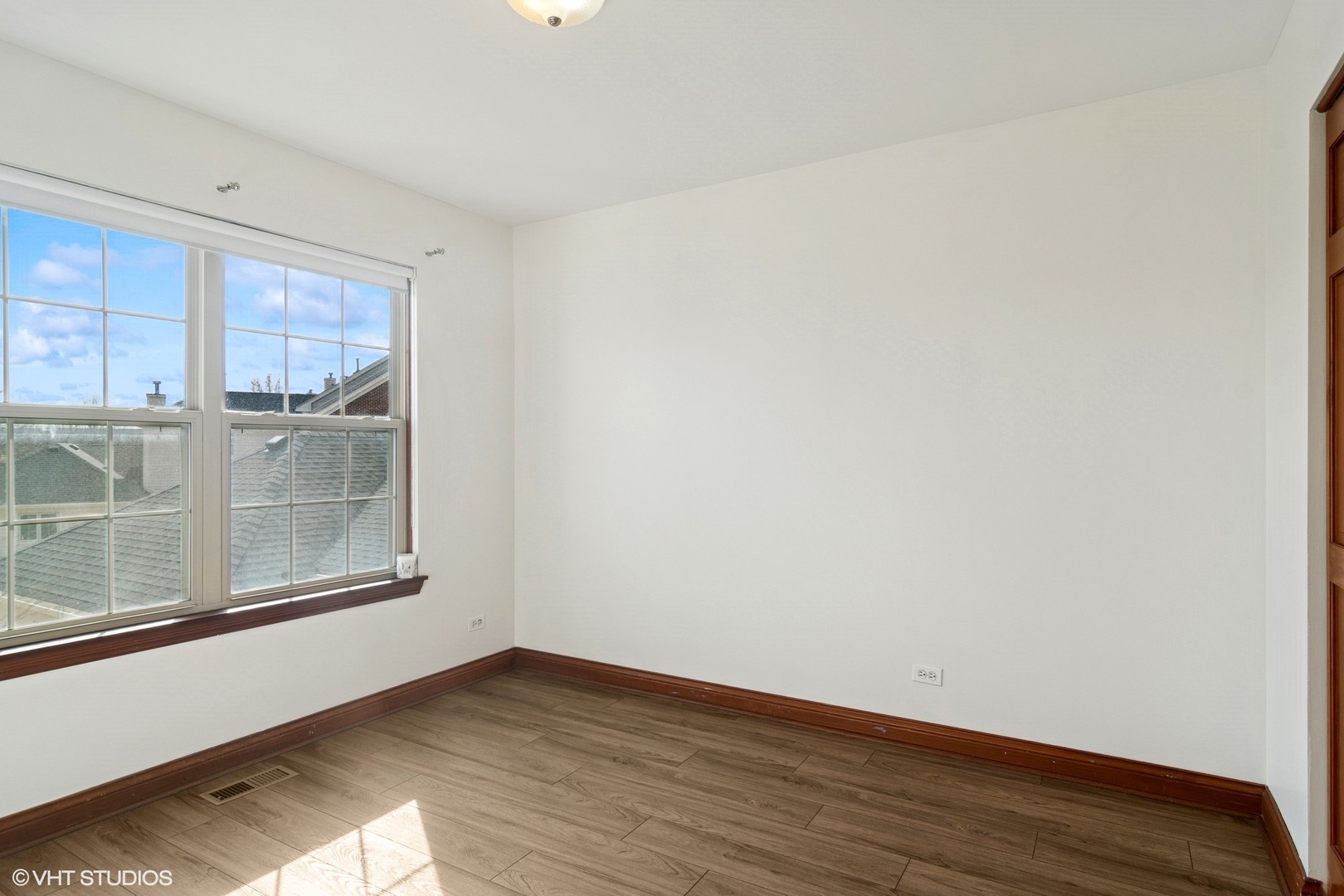 2211 Patriot Boulevard Property Photo 18