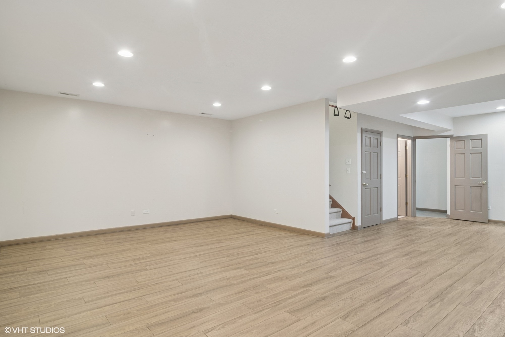 2211 Patriot Boulevard Property Photo 24