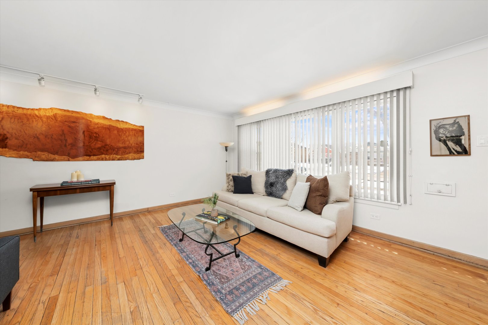 11511 S Oakley Avenue Property Photo 3
