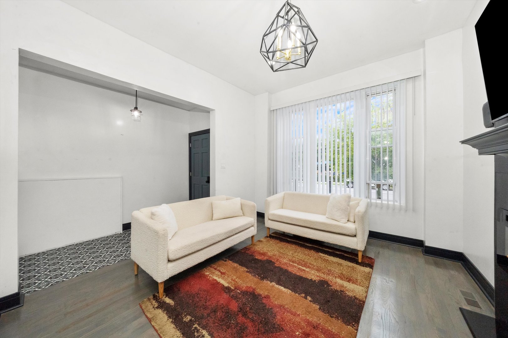 2921 W Jackson Boulevard Property Photo 4
