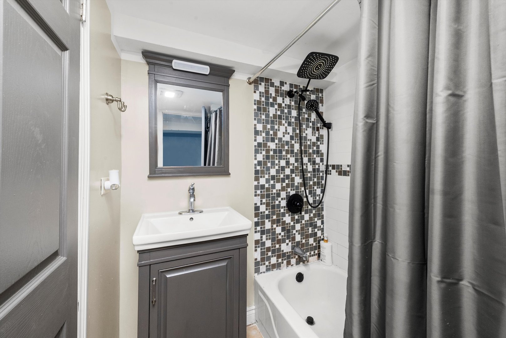 2921 W Jackson Boulevard Property Photo 23