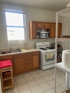 4837 N Sawyer Avenue Property Photo 17