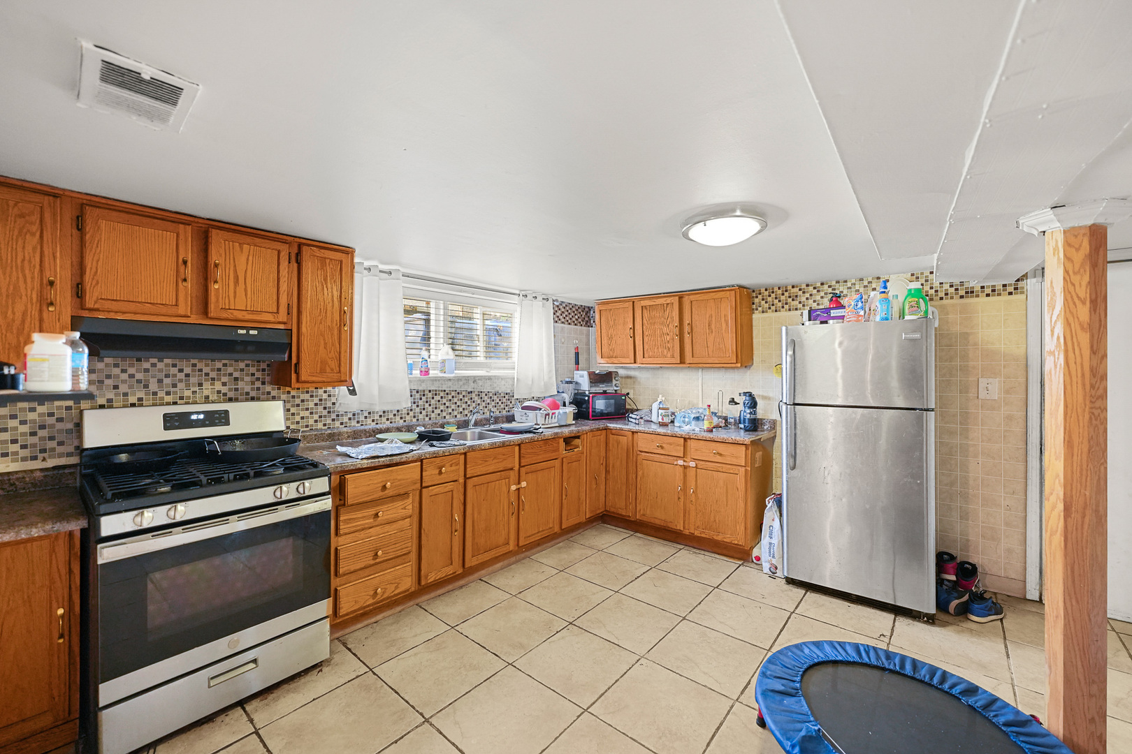 2014 Vermont Street Property Photo 12