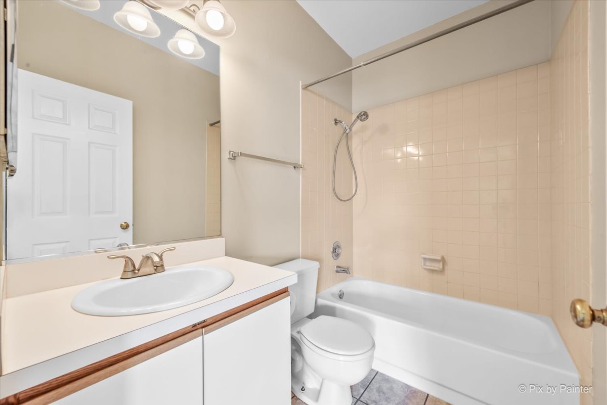 720 Shady Oaks Court 720 Property Photo 14