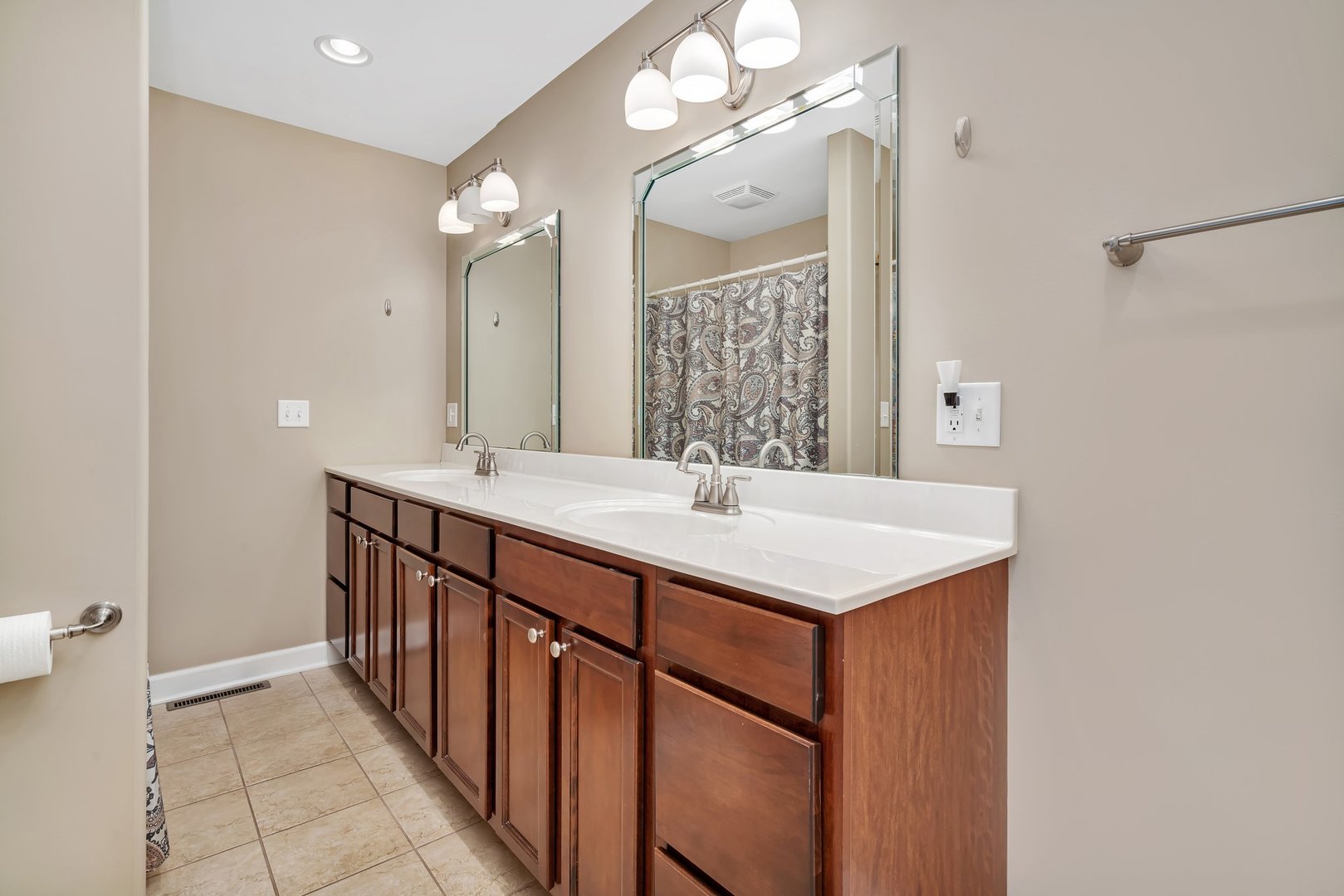1303 Michael Drive Property Photo 14