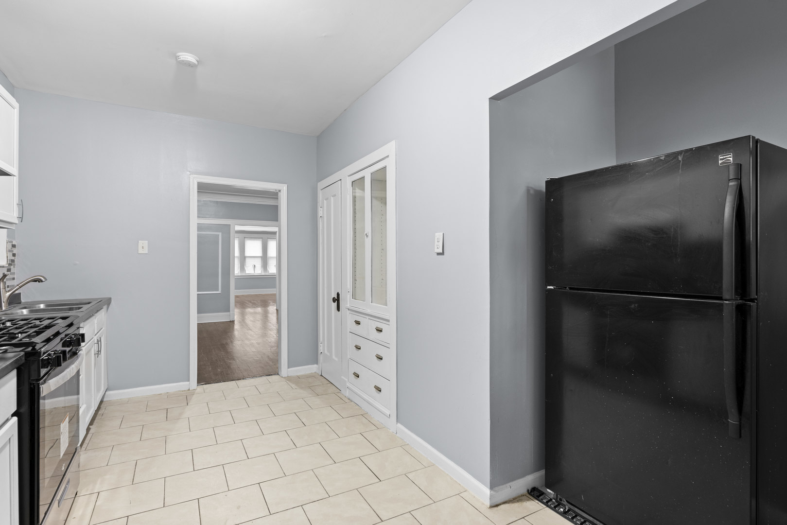 8025 S Evans Avenue Property Photo 18